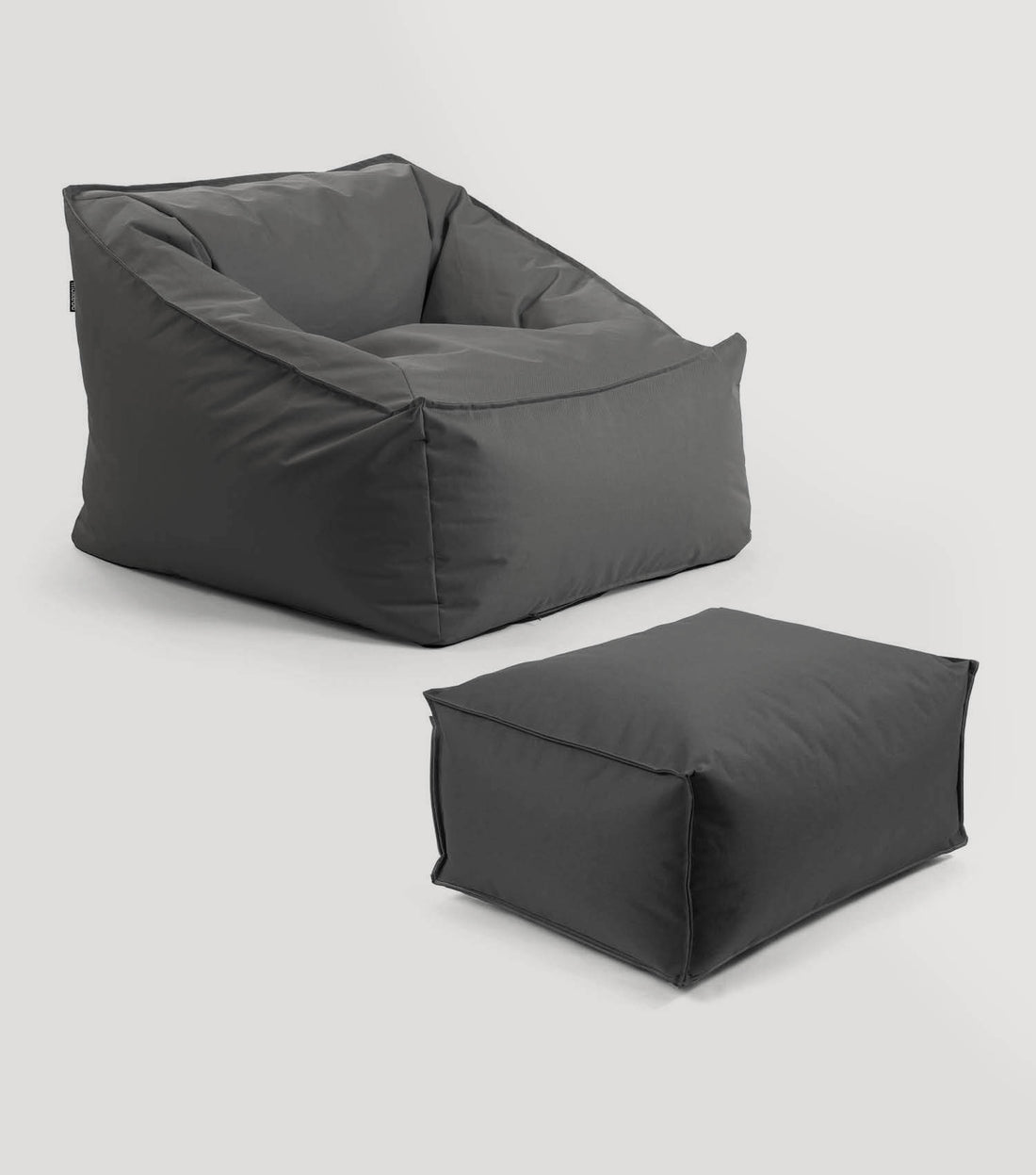 Grau mit Hocker