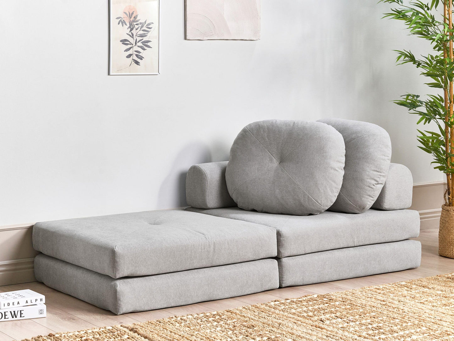 Klassisches Sofa-Grau