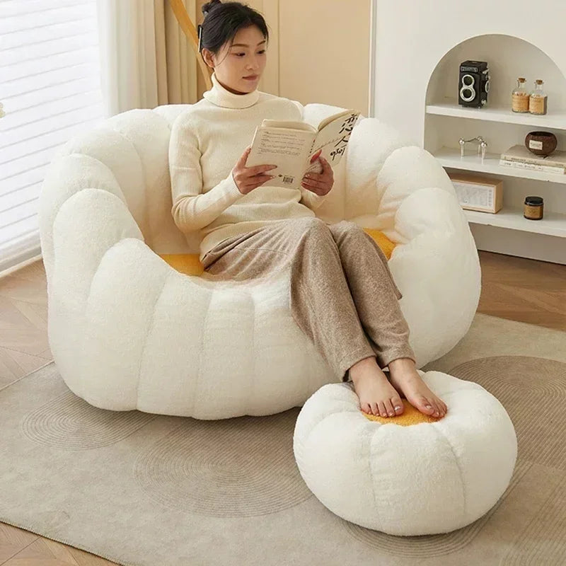 Stilvoller Sofasessel-Weiß Sitzsäcke-elegantes-Cremeweiß mit Hocker